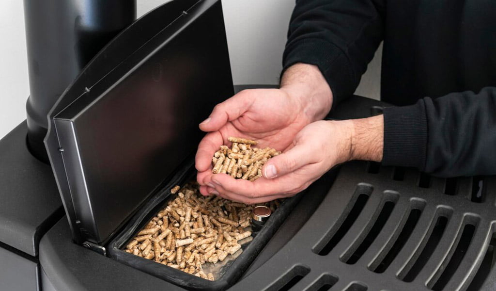 Scopri le Stufe a Pellet Piccole: Riscaldamento Efficace in Spazi Compatti